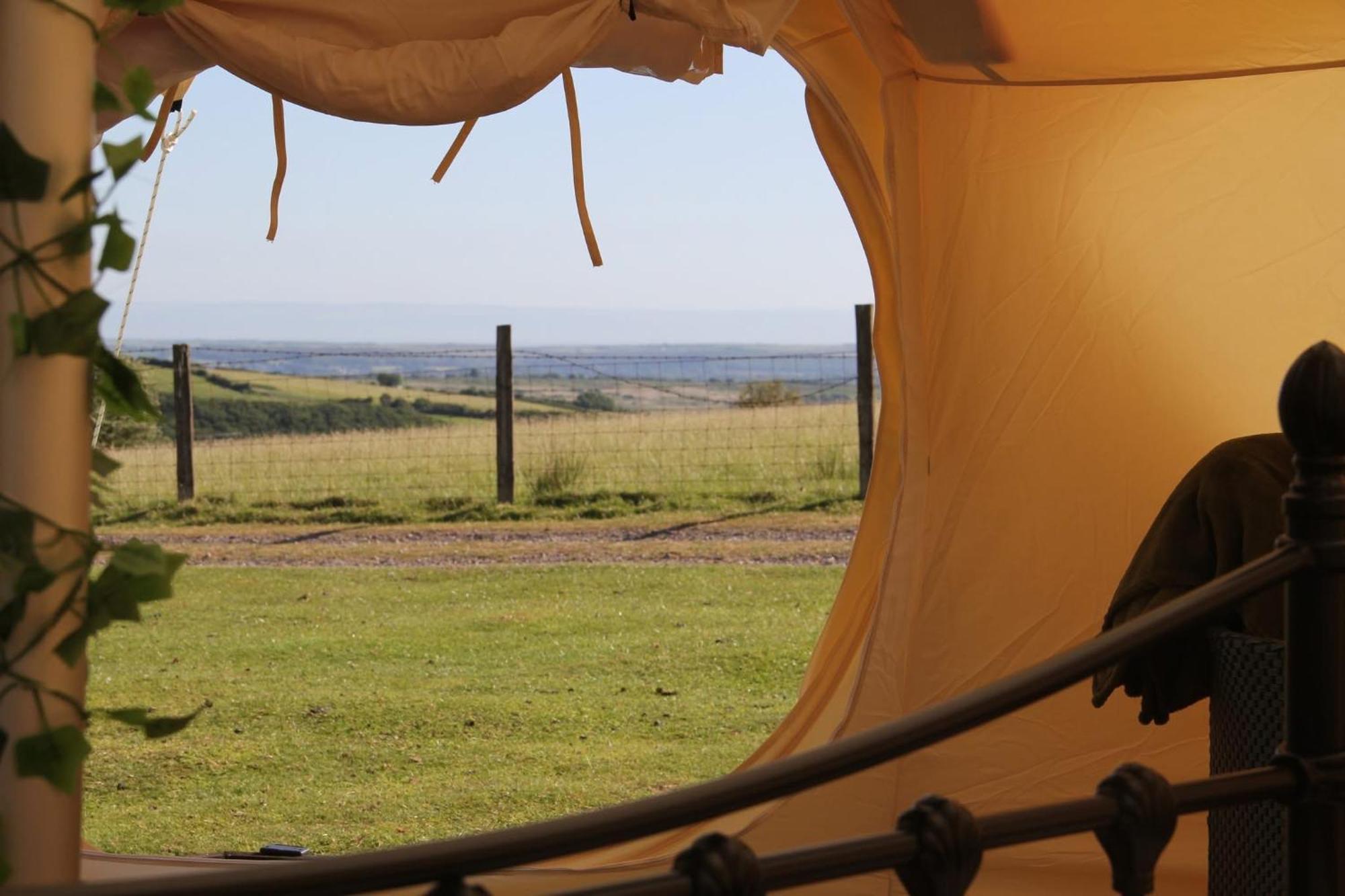Tal-Y-Fan Farm 6M Stargazer Tent 布里真德 外观 照片