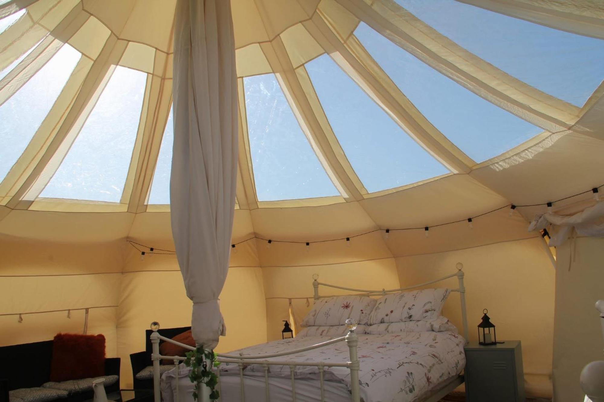 Tal-Y-Fan Farm 6M Stargazer Tent 布里真德 外观 照片