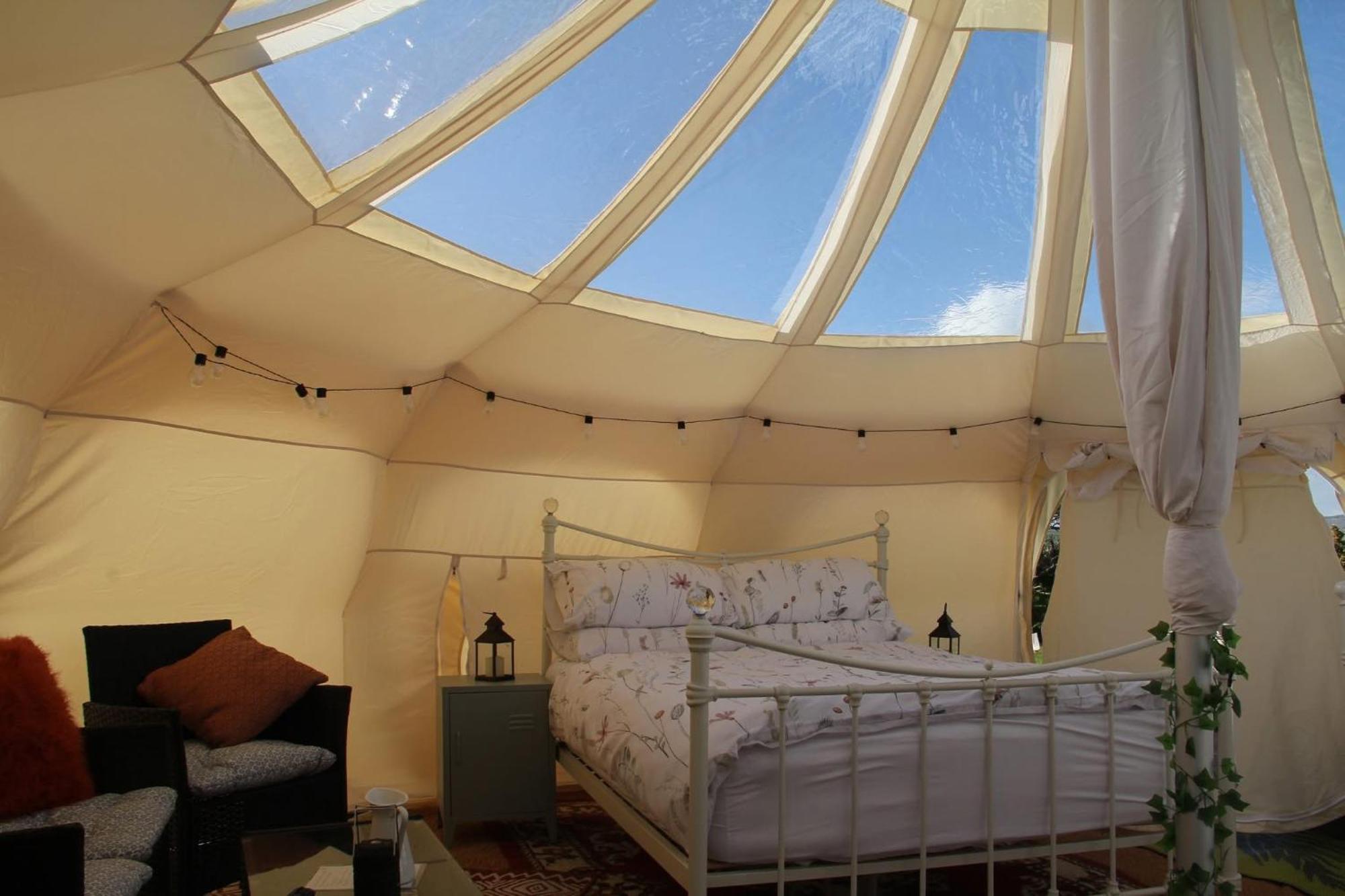 Tal-Y-Fan Farm 6M Stargazer Tent 布里真德 外观 照片